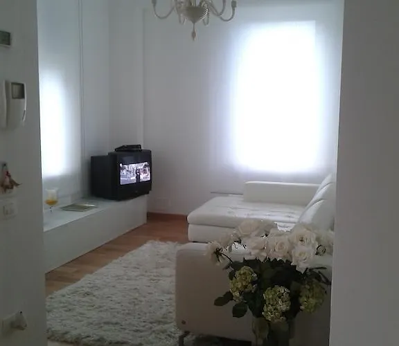 别墅公寓 * 佩萨罗